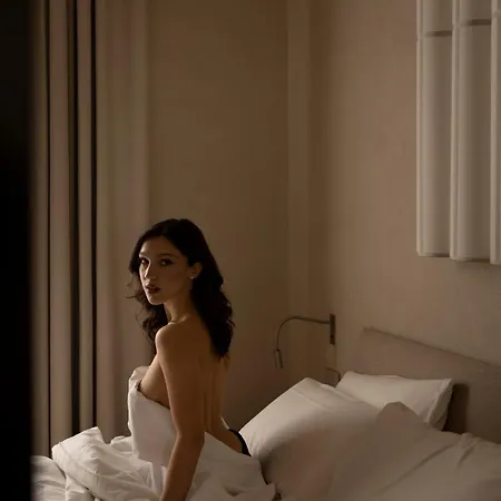 Hotel Velvet Grey Boutique