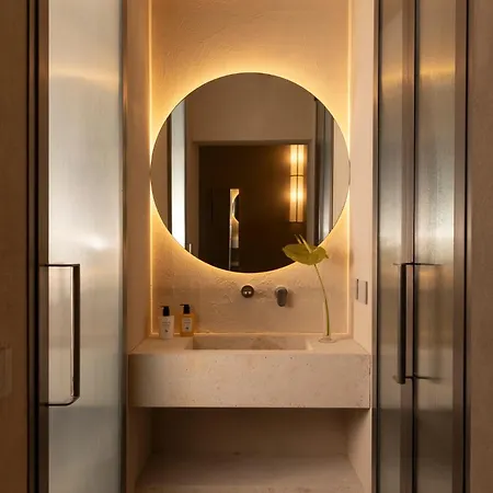 Velvet Grey Boutique Hotel